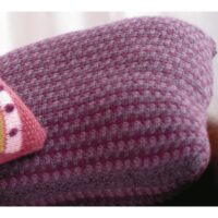 TEXTURED CUSHION